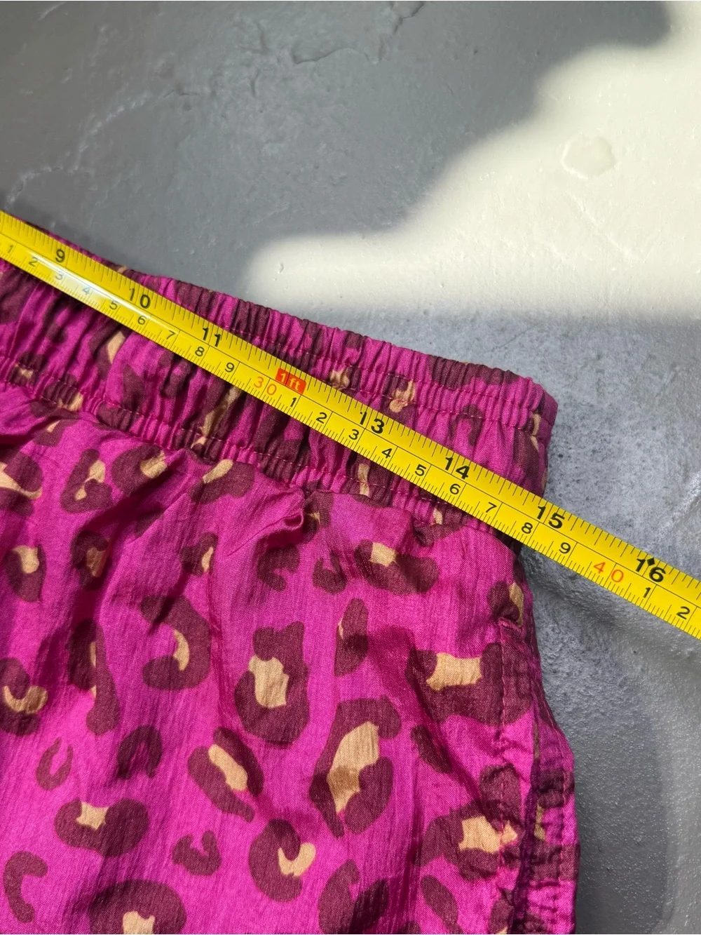 Champion Pink Leopard Print Athletic Shorts - Men’s Large  - Y2K